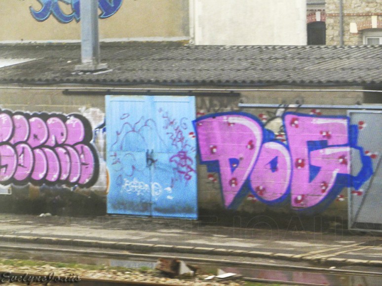 A TRAVERS LA VITRE - A Grande Vitesse 6